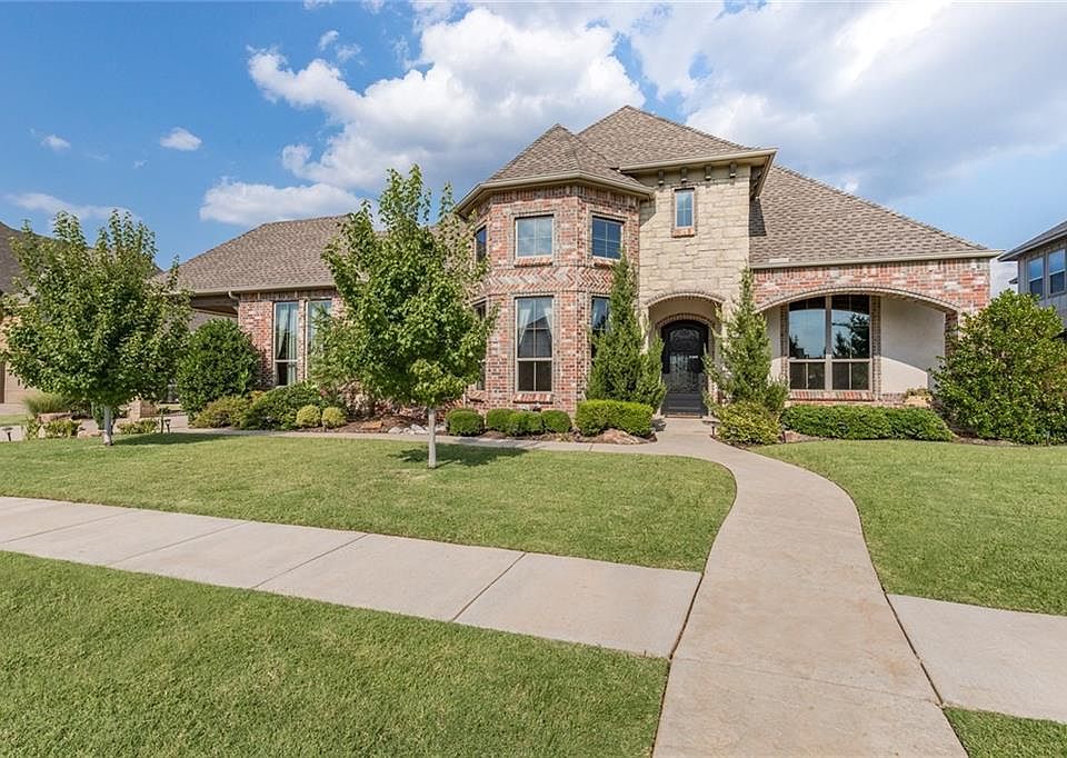 1st image of 15500 Kestral Park Ct