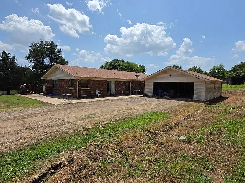 1st image of 43847 Lockhart Ln