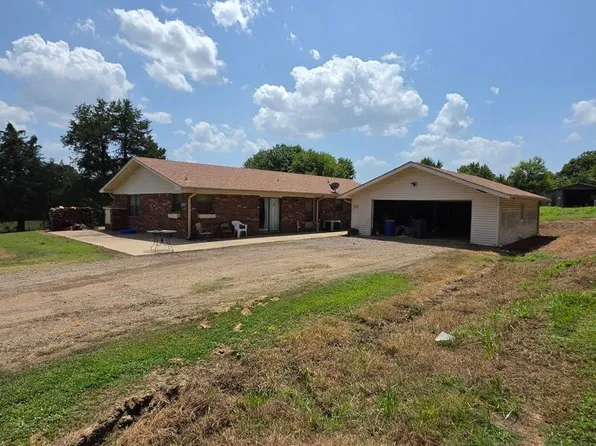 43847 Lockhart Ln, Heavener, OK 74937
