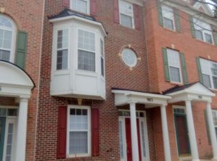 9813 Darcy Forest Dr, Silver Spring, MD 20910