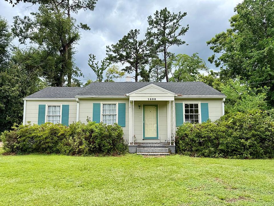 1st image of 1608 Garland Pl