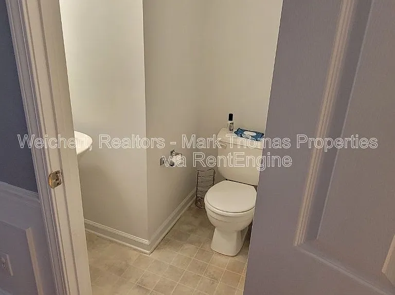 4901 Gaithers Pointe Dr — Photo 7