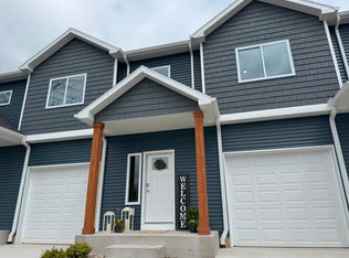 887 Rex St, Fremont, MI 49412
