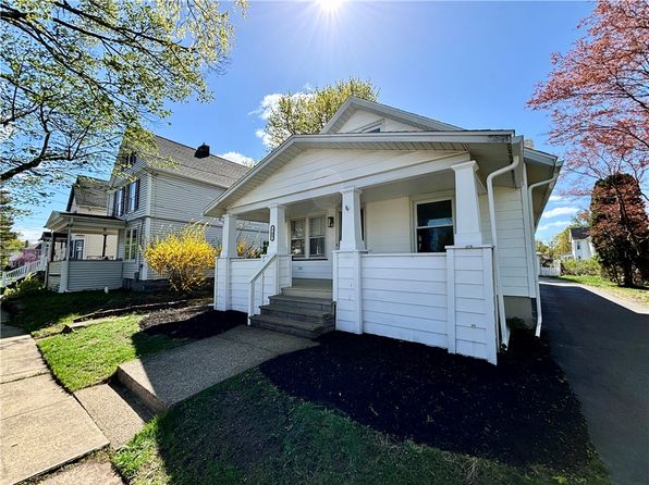 705 W 2nd St, Elmira, NY 14905