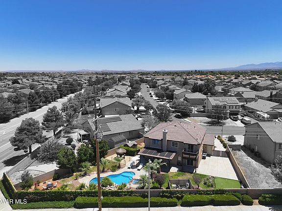 4th image of 39141 Calmview Cir