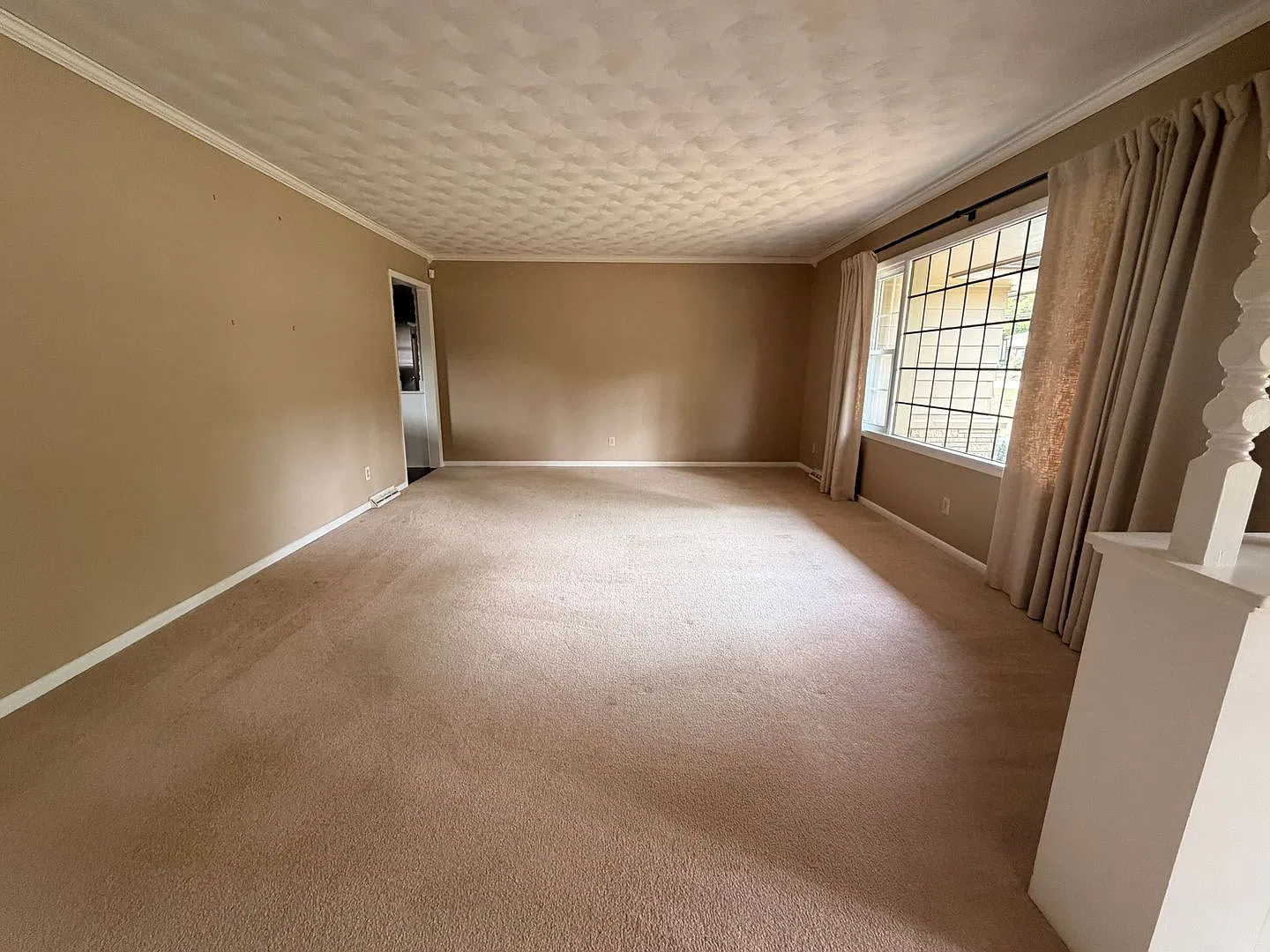 3-Bed, 2-Bath Single-Family Residence with 2-Car Garage — Photo 3