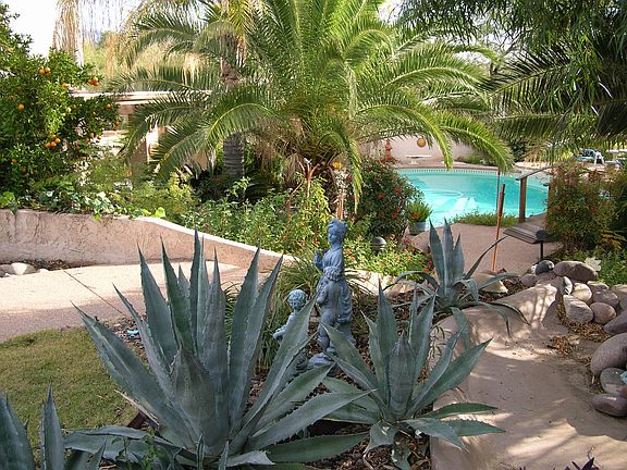 3rd image of 7712 E Calle De La Escarpa