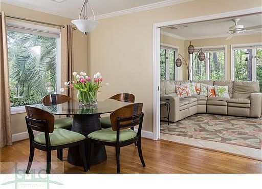 5th image of 211 Pettigrew Dr