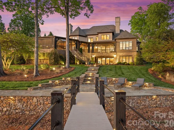 448 Stonemarker Rd, Mooresville, NC 28117