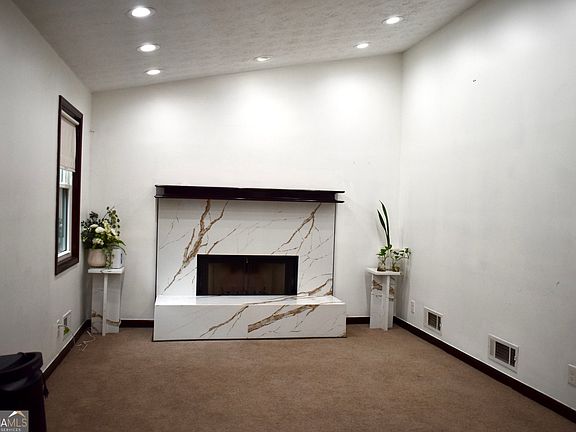 3rd image of 274 Russell Ridge Dr