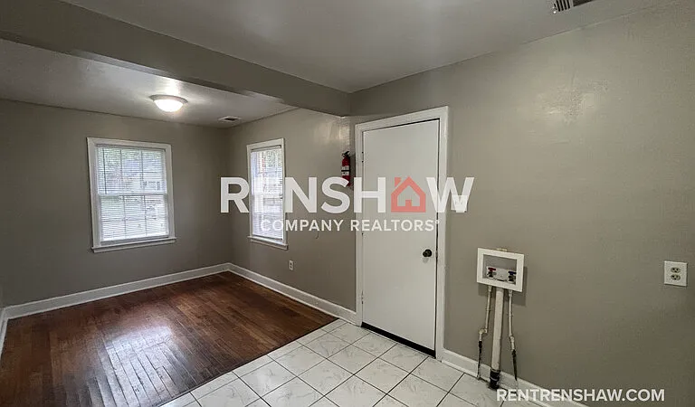 899 Chatwood St — Photo 9
