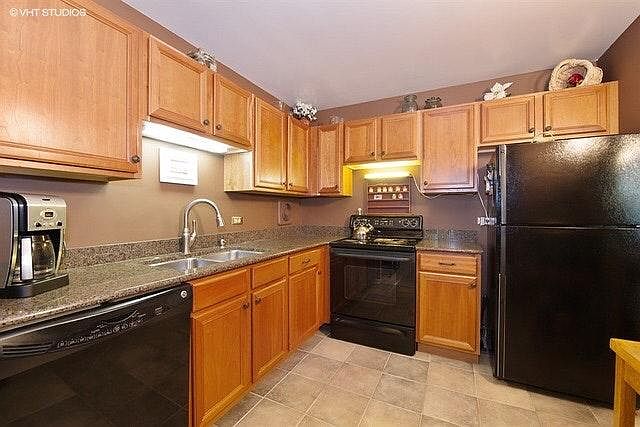 1st image of 1250 N La Salle Dr APT 811