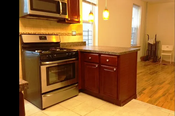 Rented by Corcoran | media 14