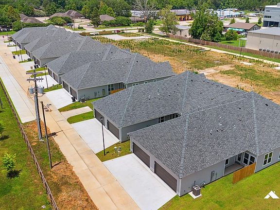 4th image of 16137 Chancel Ave