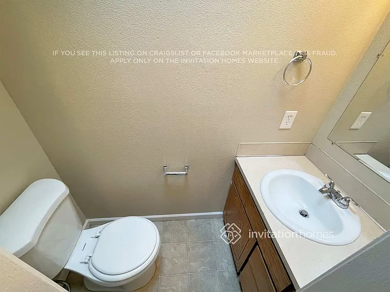 10311 D St E — Photo 15