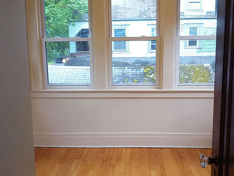 400 Harvard Pl #1 — Photo 24