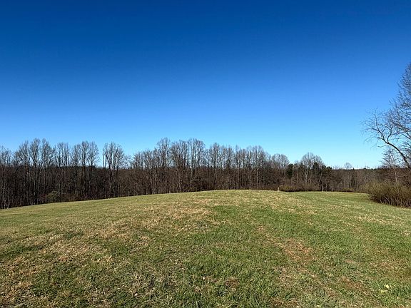 4th image of 33819 Wolf Hill Rd