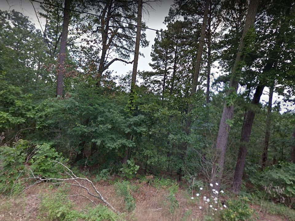 1st image of 33 Shropshire Dr