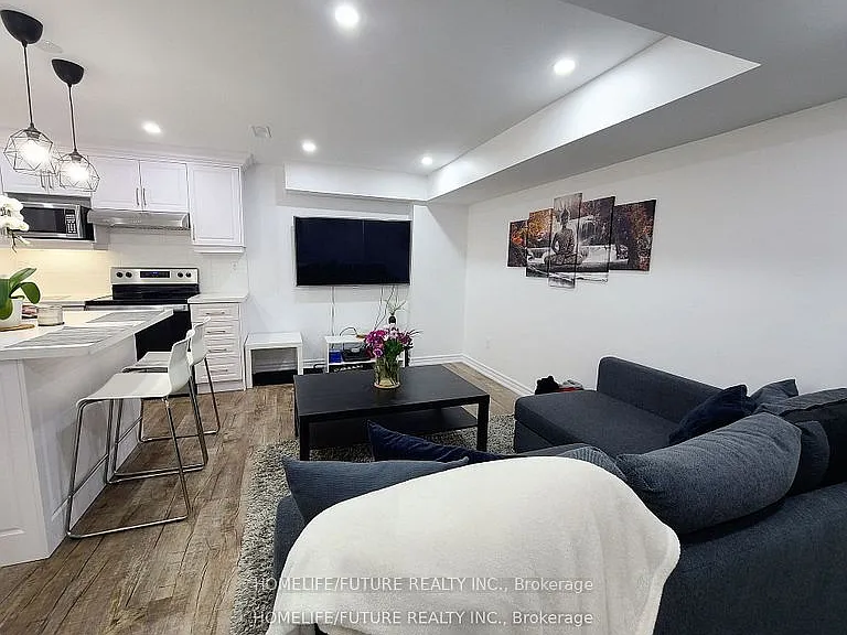 27 Edgehill Ave #BASEMENT — Photo 2