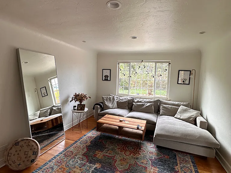2875 Niagara St — Photo 12