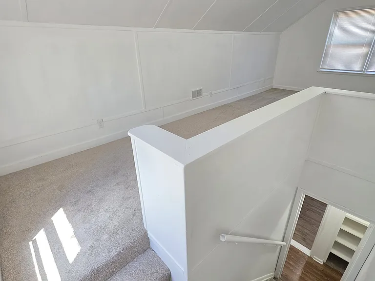 15770 Stansbury St — Photo 15