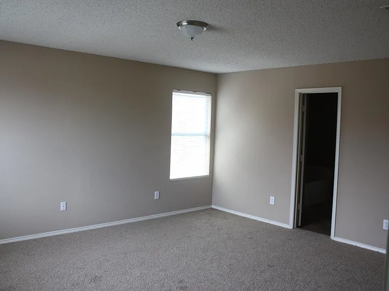 309 Dakota Ridge Dr — Photo 10