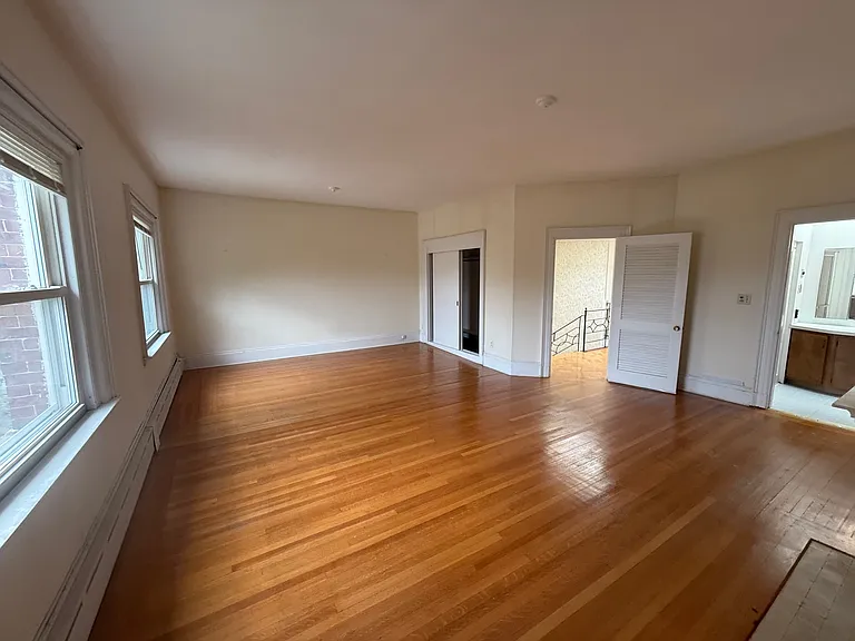 1716 Beacon St #2B — Photo 13