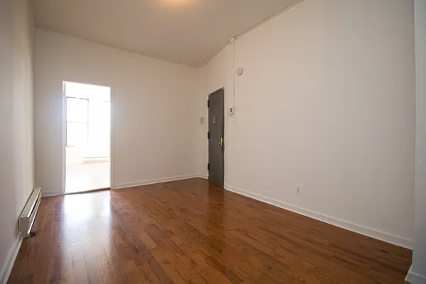 Rented by MySpaceNYC | media 23