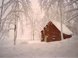 33 Reservoir Rd, Lenox, MA 01240