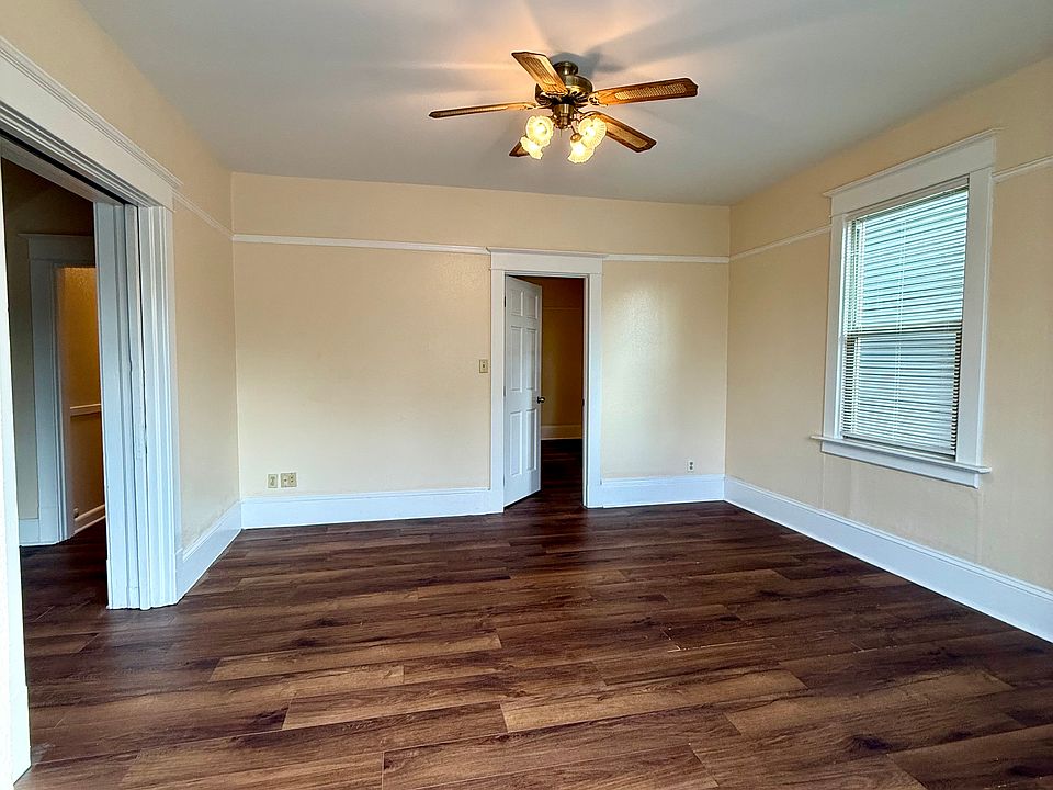 1st image of 554 Ward St #L