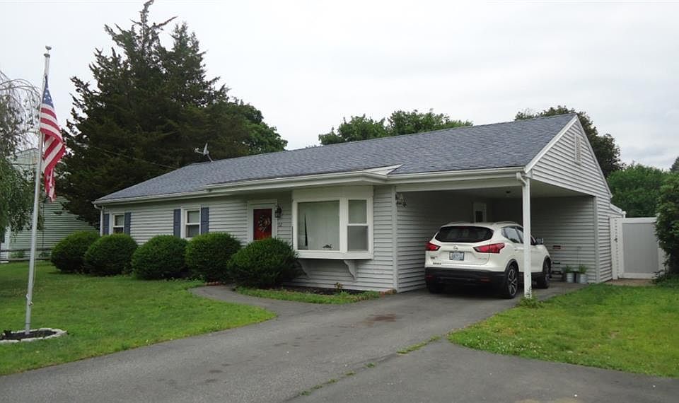 1st image of 12 Chariho Dr