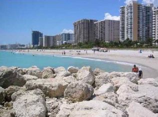 6991 Collins Ave, Miami Beach, FL 33141
