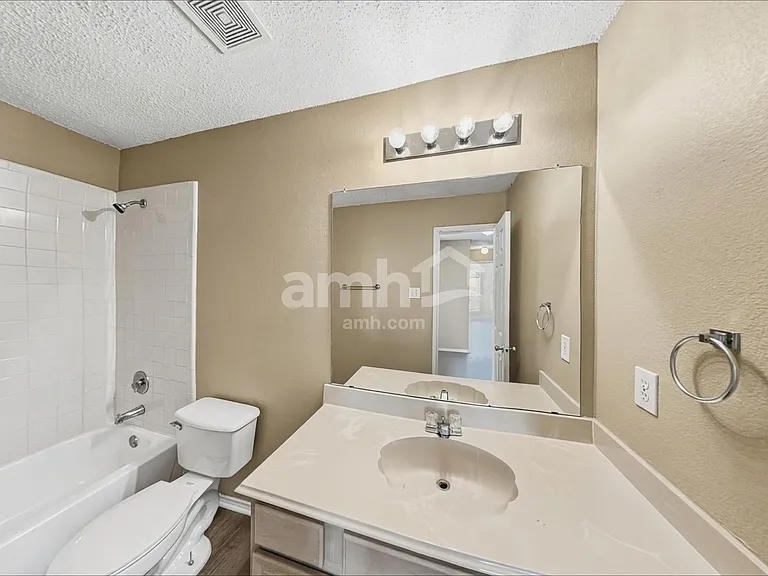 1321 Marken Ct — Photo 15