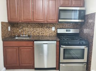 166 Highland Ave #3E, Jersey City, NJ 07306