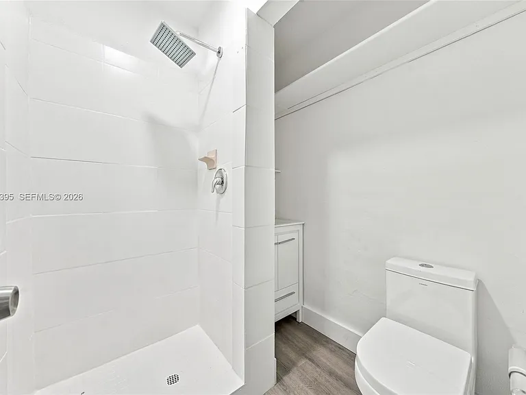 128 NW 9th Ave #7 — Photo 12