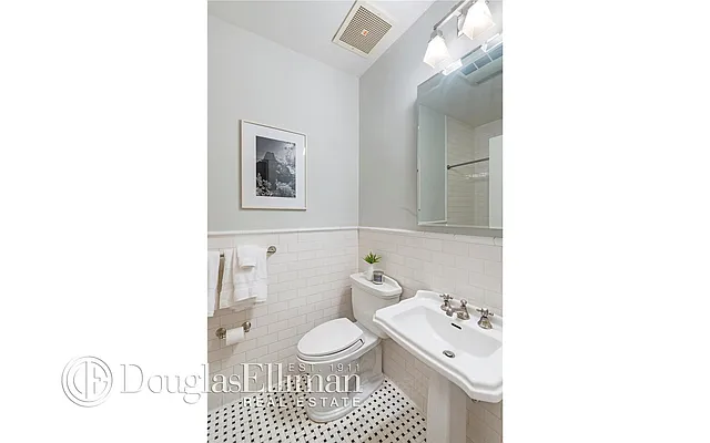 Sold by Douglas Elliman | media 8