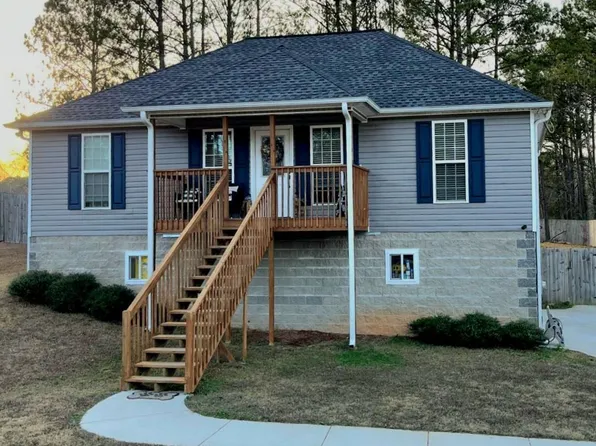 309 Hidden Meadows Dr, Hayden, AL 35079