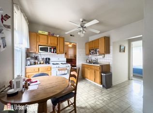 3650 W George St ROOM 2, Chicago, IL 60618