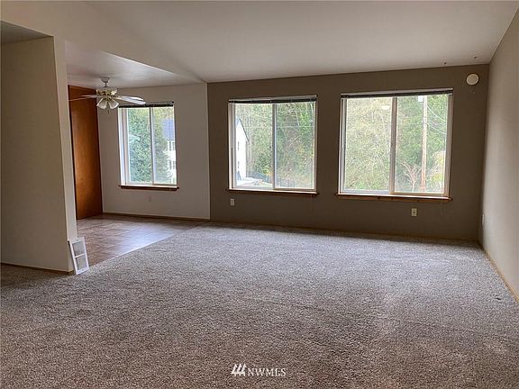 4th image of 305 Cedar Ave APT 3