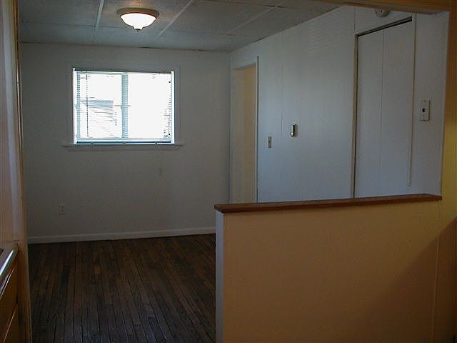 2nd image of 194 Bruyn Ave