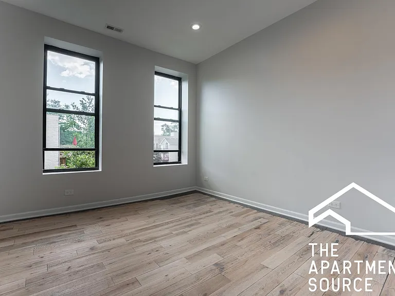 2702 W Thomas St #3 — Photo 23