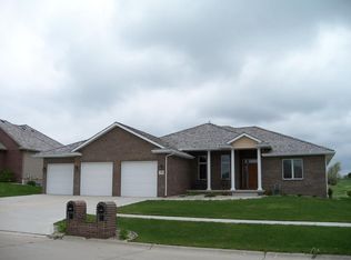 1701 Troon St, Norfolk, NE 68701