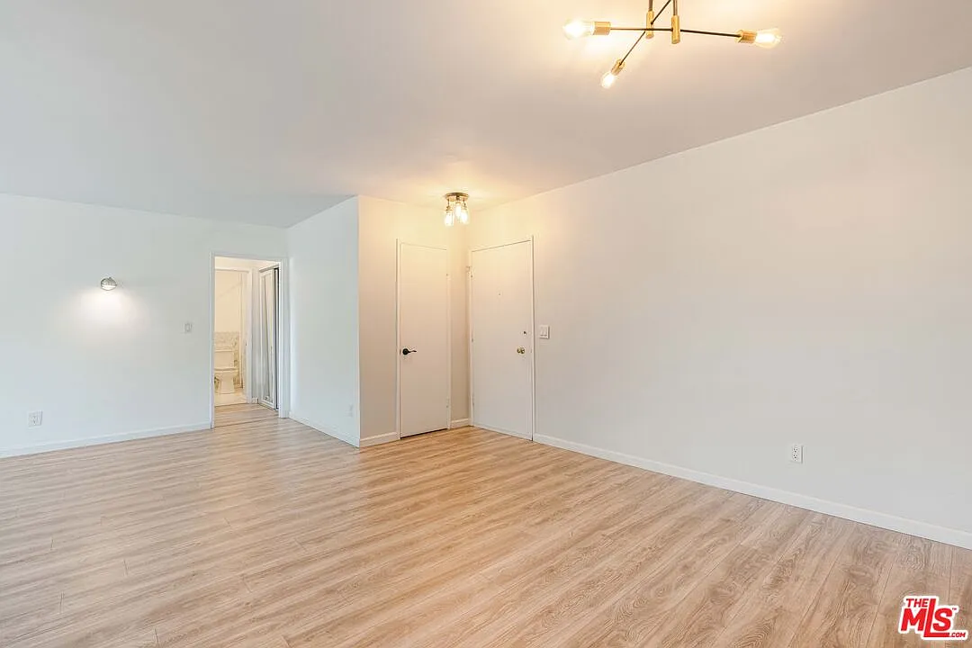 1 bed, 1.0 bath, 778 sqft, $2,835 — Photo 4