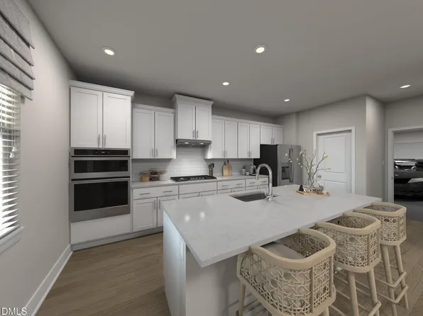 4096 Rosebush Dr, Zebulon, NC 27597