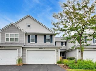 2900 Glacier Way Unit B, Wauconda, IL 60084
