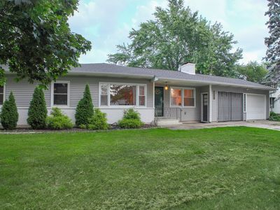 1340 N Main St, Sycamore, IL, 60178