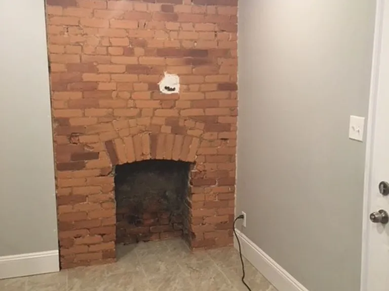 6047 Stanton Ave — Photo 3
