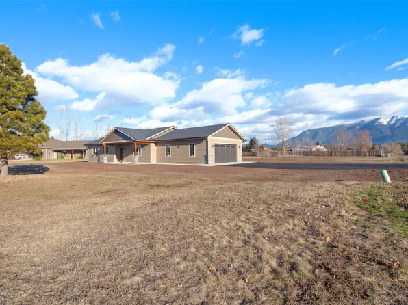 137 Saki Ln, Columbia Falls, MT 59912
