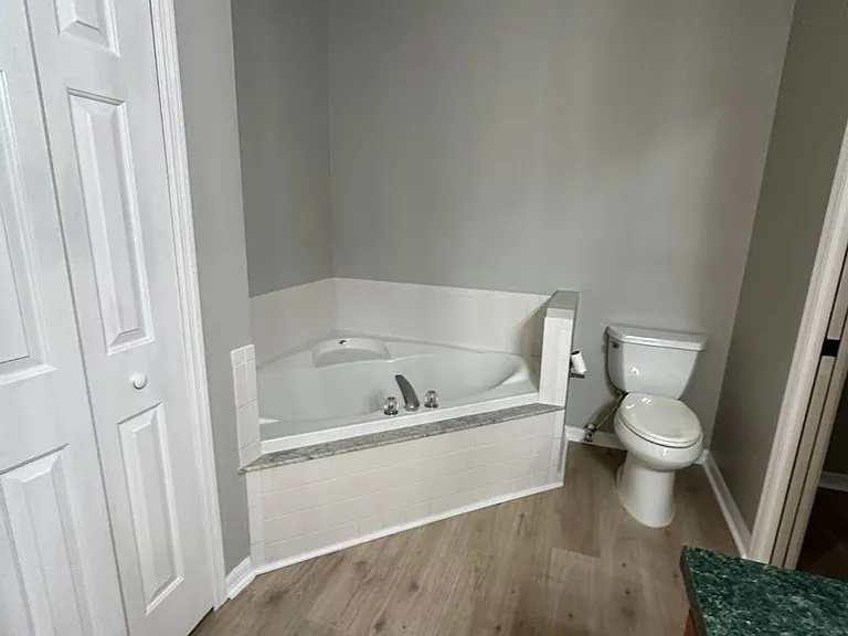 313 Heritage Estates Ln — Photo 6