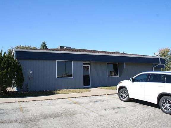 5th image of 2215 Westdale Dr SW